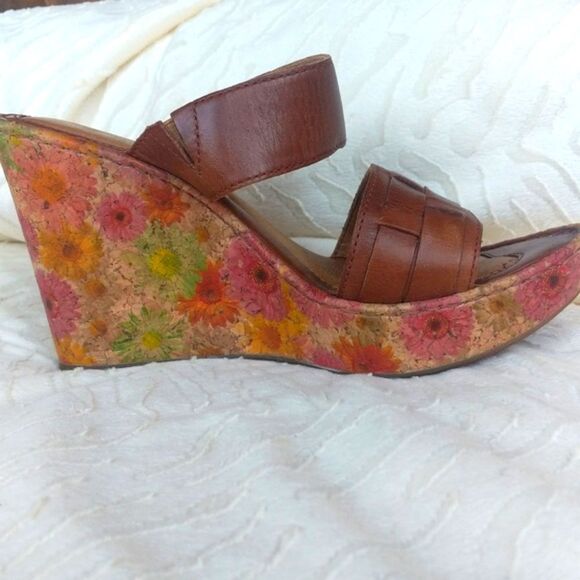 Born -Crown Cork Wedge Leather Sandal- Boho Floral - Picture 1 of 11